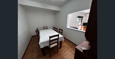 Spacious 3 Bedrooms Plus Study Home in Amazing Location - Photo 3