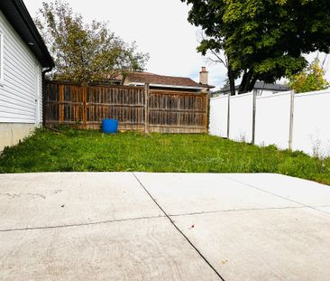 For Lease - 23 Gulliver Crescent, Brampton, Ontario - Photo 1