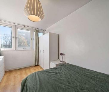 Rowley Gardens, London, N4 - Photo 5