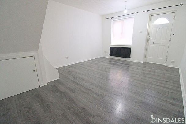 2 bedroom semi-detached house to rent - Photo 1