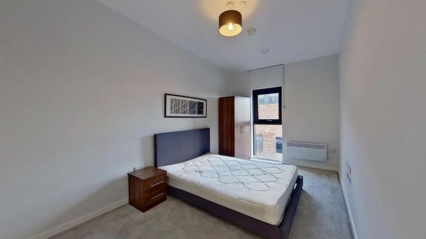 3 bedroom flat to rent - Photo 1