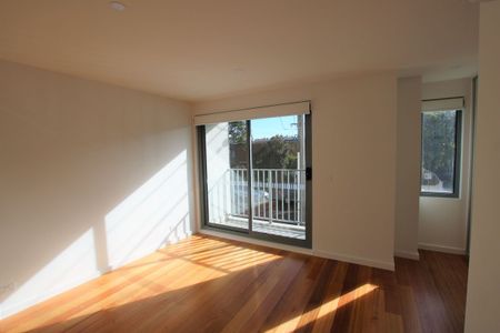 101/8-10 Barkly Street, Brunswick East, VIC 3057 - Photo 5