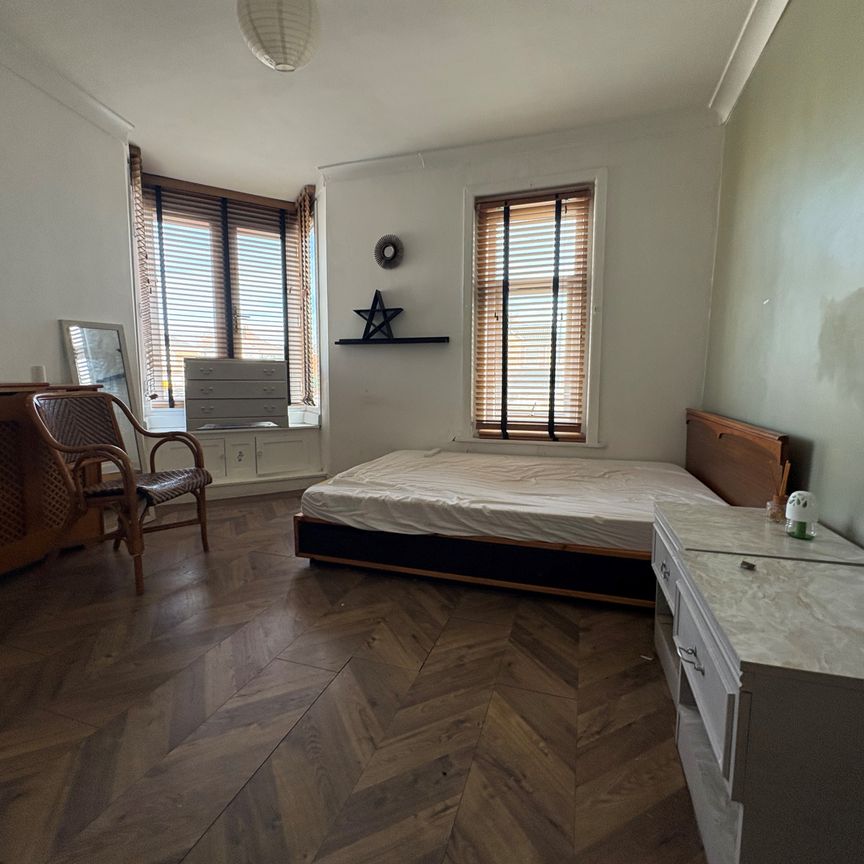 1 bedroom terraced to rent Garland Road, Poole, BH15 - Photo 1