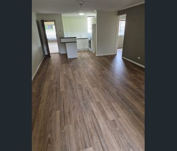 Convenient Ground Floor Living – Walk to Everything - Photo 4