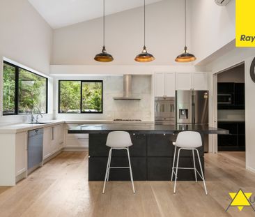 Spacious 4-Bedroom Family Home with Double Garage - Photo 2