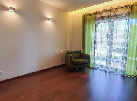 Nazaré, Leiria - Photo 3