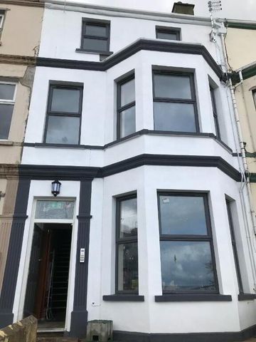 Unit 2, 70 Seacliff Road, Bangor, BT20 5EZ - Photo 3