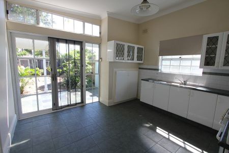 38 Clarendon Road, Stanmore NSW 2048 - House For Rent | Domain - Photo 2