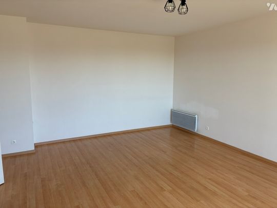 F4 90 m² CAEN BEAULIEU - Photo 1