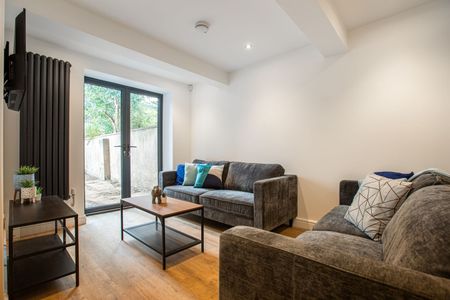 5 Bed Flat, Regent Terrace, S3 - Photo 2