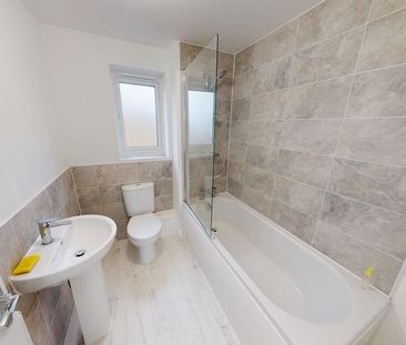 2 bedroom semi-detached house to rent - Photo 2