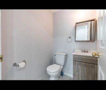 For Lease - 12 Snowdrop Crescent Unit# Upper, Kitchener, Ontario - Photo 5
