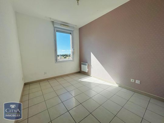Location Appartement 3 pièces 52m² CARPENTRAS 84200 - Photo 1
