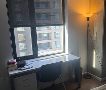 For Lease - 105 Champagne Avenue Unit# 1102, Dows Lake - Civic Hosp... - Photo 1