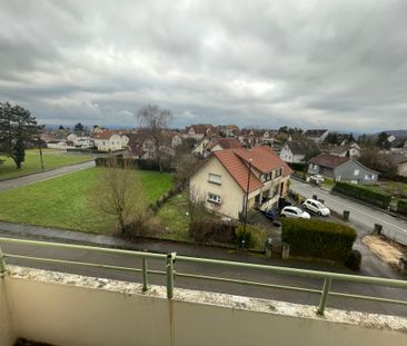 Location - Appartement T4 - 65 m² - Montbéliard - Photo 3