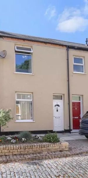 2 bedroom house to rent - Photo 1