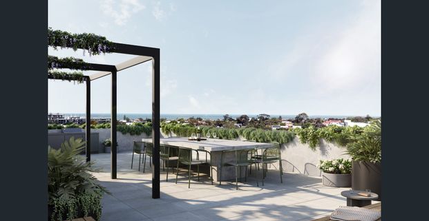 Spacious 3 Bedroom Home with Two Oversized Terraces - Photo 1