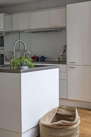 Brownlow Road, London Fields, E8 - Photo 2