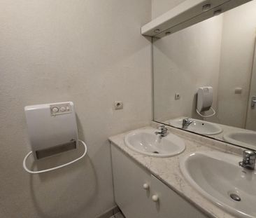 Location Appartement 3 pièces 65m² GRAULHET 81300 - Photo 6