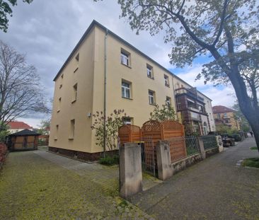 Familienwohnung in ruhiger Lage von Trachau! Veranda & Einbauküche! - Foto 3
