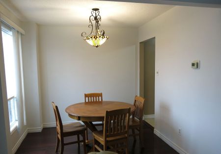 For Lease - 18 Pickard Lane, Brampton, Ontario - Photo 3