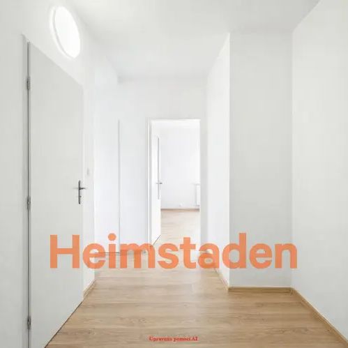 Pronájem bytu 2+1 53 m - Fotografie 1