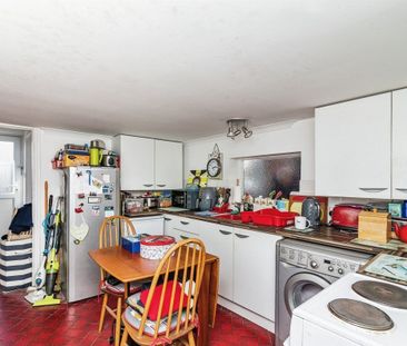Park Road, LOWESTOFT - Photo 6