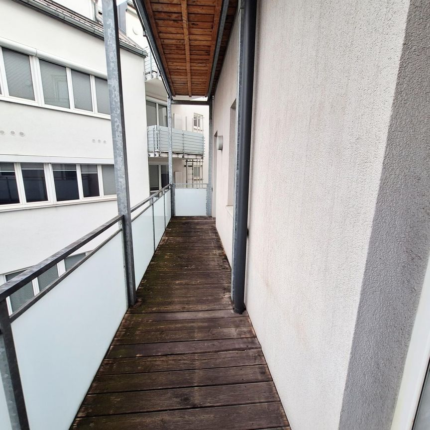 **NEUER PREIS ** Tolle 3-Zimmer Balkonwohnung in der Drouotstraße 4 - Top 12 - ideal für "WGs" - Foto 1