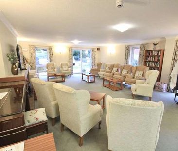 Ringwood Road, Ferndown, BH22 - Photo 2