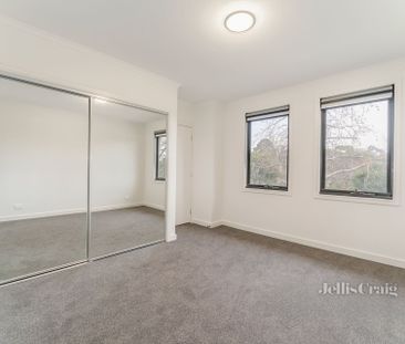 20 Montpellier Road, Burwood - Photo 2