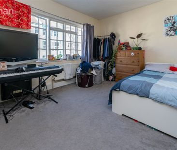 4 bedroom terraced house to rent - Photo 3