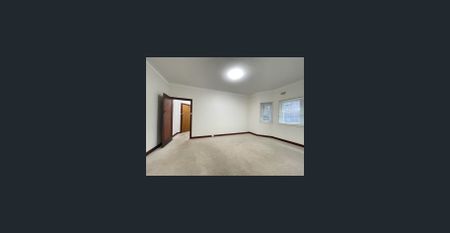 Spacious 2-bedroom apartment - Photo 4