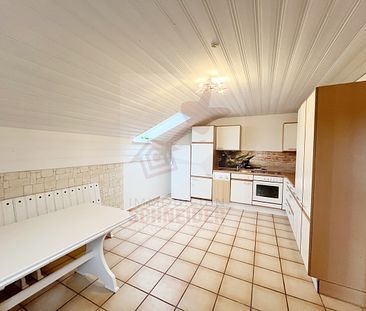 IMMOBILIEN SCHNEIDER -Steinhöring- schöne 4 Zimmer DG-Wohnung mit großer Dachterrasse und Wohnküche - Foto 2