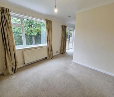 2 bedroom bungalow to rent - Photo 1