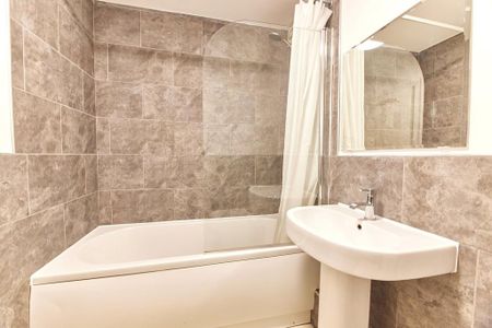 6 bedroom apartment to rent - Photo 5