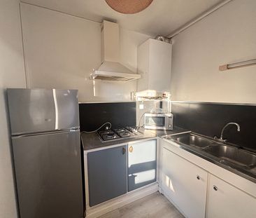 Location Appartement 2 pièces 32m² - Photo 3