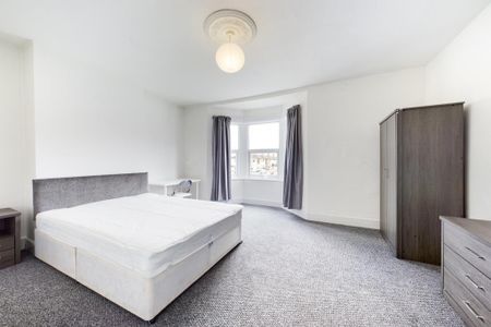 4 bedroom house to rent - Photo 5