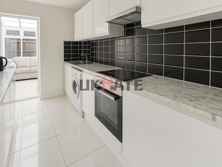 1 bedroom in a house share to rent - Photo 5