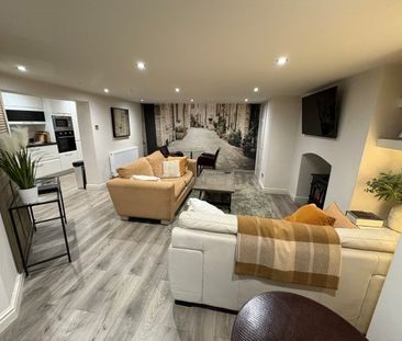 Clifton Drive North, Lytham St Annes - Photo 2