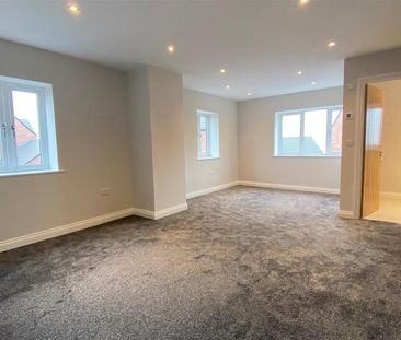 5 bedroom detached house to rent - Photo 1