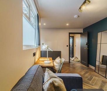 1 bedroom in a house share to rent - Photo 3