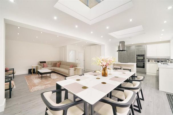 5 bedroom semi-detached house to rent - Photo 1