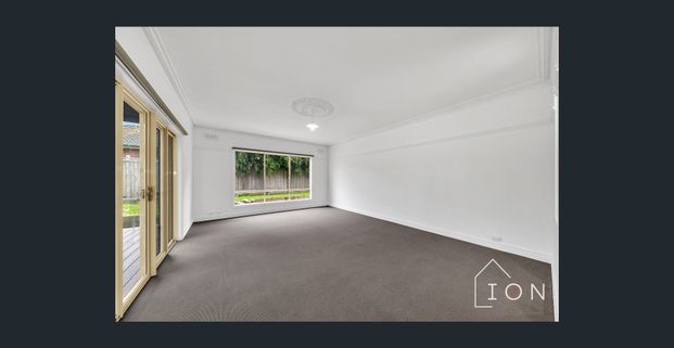 ION | THREE | PINECREST - Photo 1