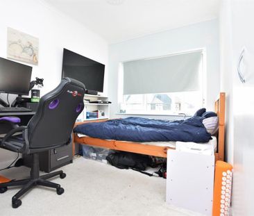 2 bedroom House To Let - Photo 3