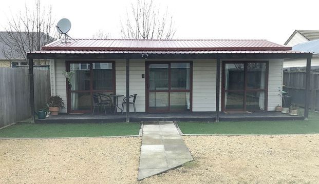 Warm 1BR Home in Bryndwr w/Deck - Photo 1