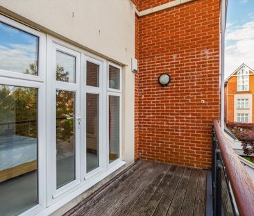 3 bedroom apartment to rent - Photo 3