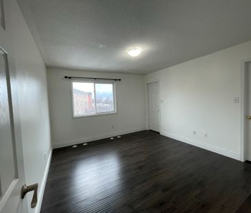 For Lease - 11 Etienne Street Unit# Upper, Toronto, Ontario - Photo 4
