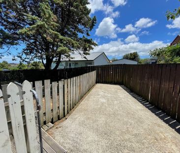 17 Crail Court, Totara Heights, Auckland - Photo 1