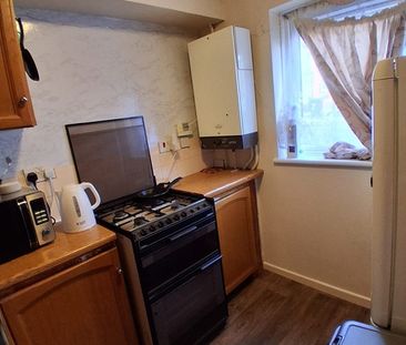 Studio Flat, Dumfries Street, LU1 - Photo 4