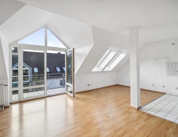 Gepflegte Zwei-Zimmerwohnung mit Südbalkon mit Herkules-Blick - Photo 1